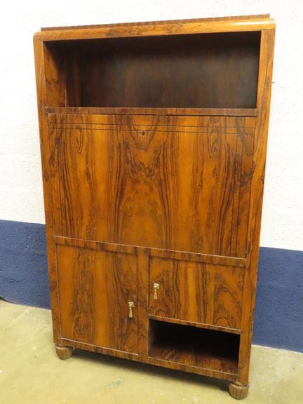 Secreter Art Déco de chapa de madera (nogal), con 