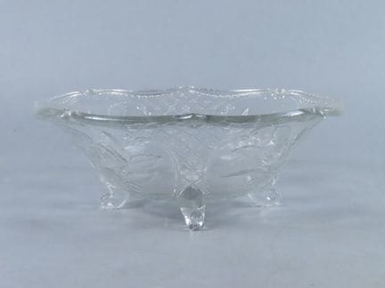 Copa ancha de cuatro patas, de cristal moldeado co