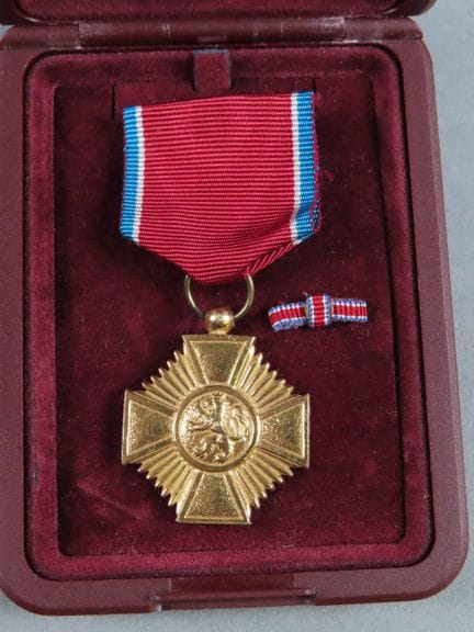 LUXEMBOURG. Ordre du Mérite, médaille de vermeil e