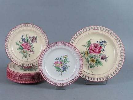 KG LUNEVILLE. Servicio de postre de semiporcelana 