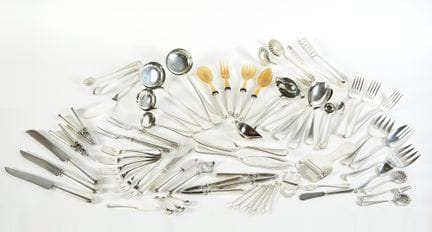 800 Silver Service    
800 silver service consisti
