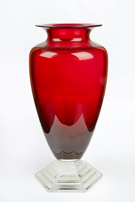 Vase   Crystal, 22 x 11 cm (ø)
BACCARAT Red crysta