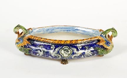 Centerpiece   Ceramic  12 x 39 x 16 cm
MOLARONI (P