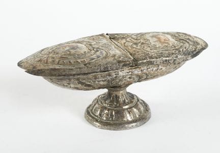 Incense Holder    8 x 20 x 7.5 cm
Silver plated me