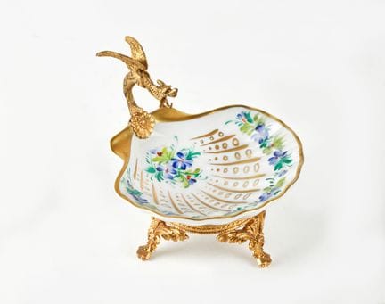 Display Stand     10.5 x 11 x 10 cm
LIMOGES Small 