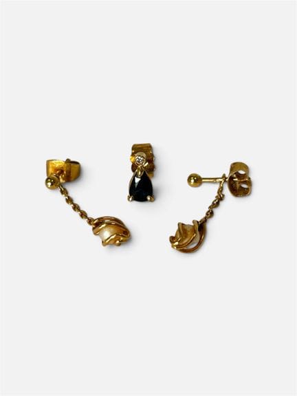 Paire de pendants d'oreille en or 750/°° (18 cts) 