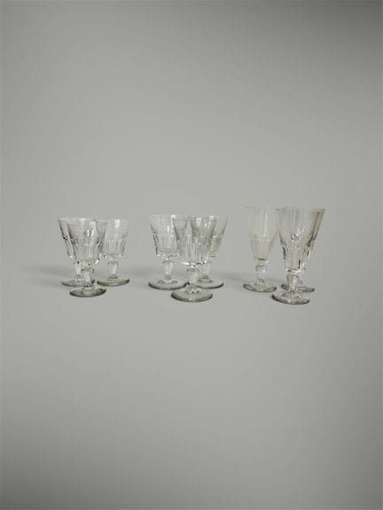 BACCARAT
Partie de service de verres en cristal mo