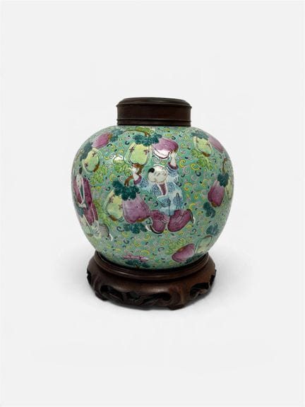 Pot à gingembre en porcelaine à décor émaillé poly