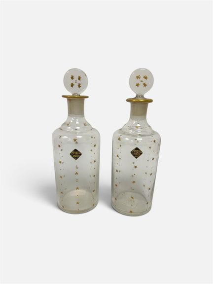 BACCARAT pour VOLNAY. 
Paire de flacons de parfum 