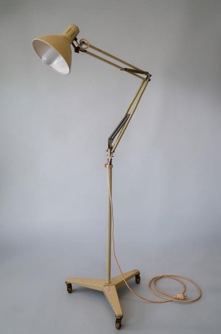 Lampada medica portatile degli anni '60-'70,  alte