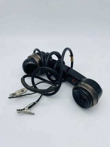 US Army - WW2 Microphone Handset TS-10-M - Signal 