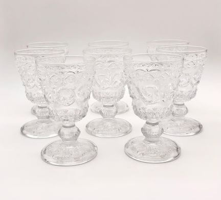Set di 8 bicchieri in cristallo stampato con motiv