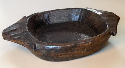 Plateau Parat en bois - Dimensions: 63x44x10cm