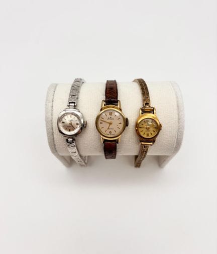 Set di tre orologi vintage da donna, tra cui uno S