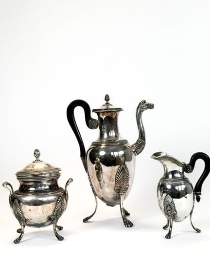 Cafetière en argent, modèle de style Empire, posan