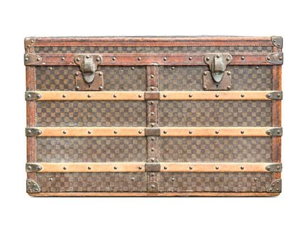 LOUIS VUITTON 1 RUE SCRIBE
Vers 1890
MALLE COURRIE