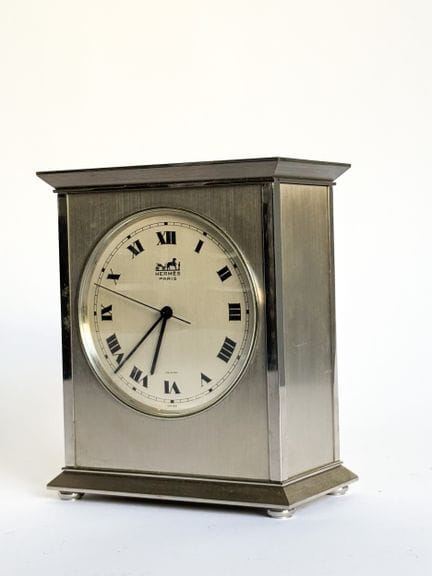 HERMES Paris 
Pendule de table 
Vers 1980
Boitier 