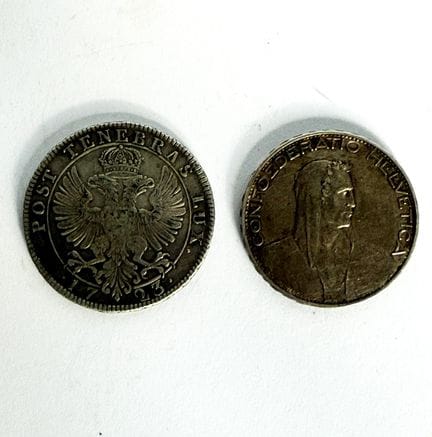 SUISSE - Lot de 2 monnaies d'argent : 
- Genève th