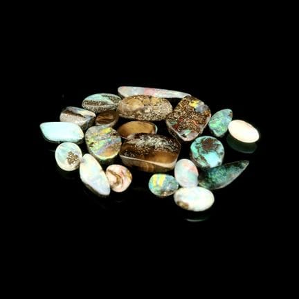 Piedras preciosas: ópalos de 14,04 ct.
Descripción