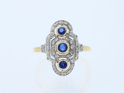 Anello con zaffiri da 0,70 ct e diamanti, oro gial