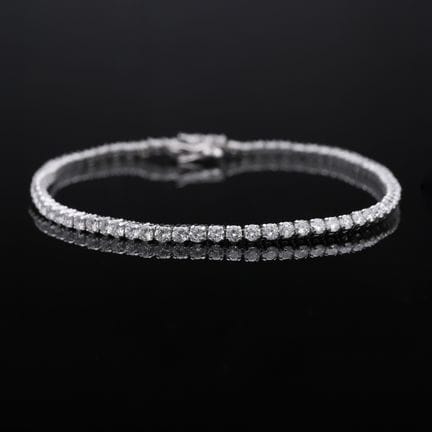 Bracelet 3,50 ct. Diamonds 750 White gold 18 kt. N