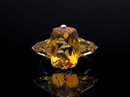 Ring 8,40 ct. Citrines 750 White gold 18 kt. New
P