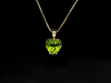 Necklace with pendant 2,36 ct. Peridot 585 Yellow 