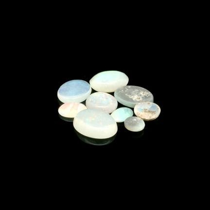 Piedras preciosas: ópalos de 9,31 ct.
Descripción 