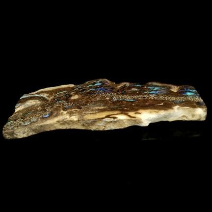 Piedra preciosa: ópalo de 61,21 ct.
Descripción de