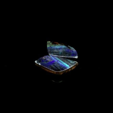 Piedras preciosas: ópalos de 15,46 ct.
Descripción