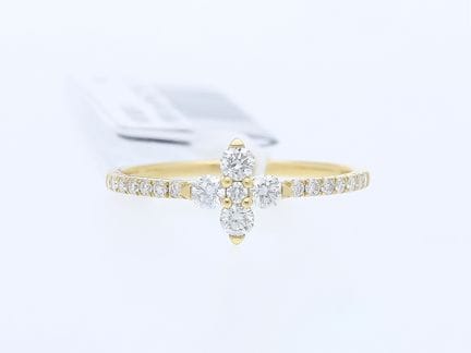 Anello con diamanti da 0,38 ct. Oro giallo 750, 18