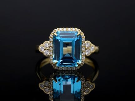 Ring 5,08 ct. Diamonds 750 Yellow gold 18 kt. New
