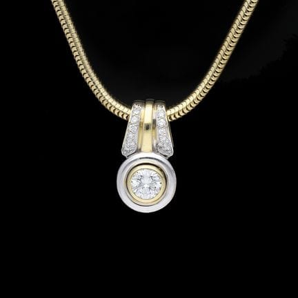 Christ Necklace with pendant 0,78 ct. Diamond, Dia