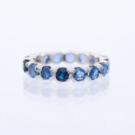 Anello con zaffiri da 1,50 ct. in oro bianco 750 d