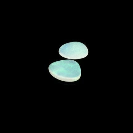 Piedras preciosas: ópalos de 3,69 ct.
Descripción 