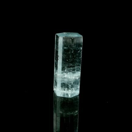 Piedra preciosa: aguamarina de 16,04 ct.
Descripci