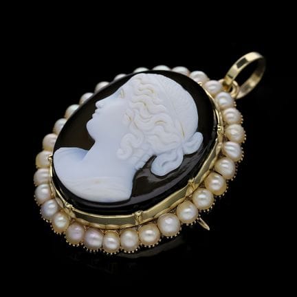Pendant Carnelian, Natural Pearls 585 Yellow gold 