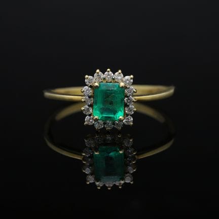 Ring 0,63 ct. Emerald, Diamonds 585 Yellow gold 14