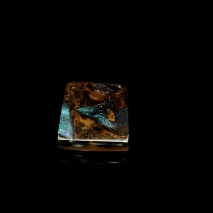 Piedra preciosa: ópalo de 22,69 ct.
Descripción de