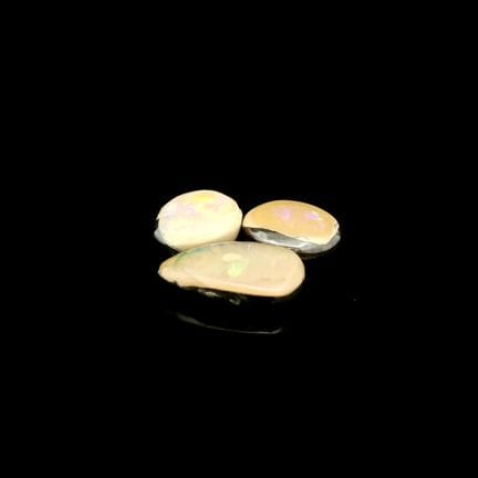 Piedras preciosas: ópalos de 9,57 ct.
Descripción 