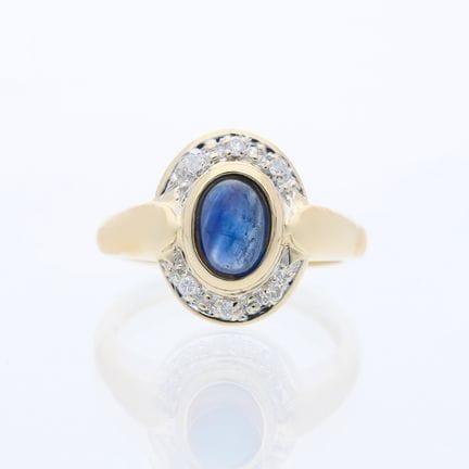 Anello con zaffiro da 1,56 ct. e diamanti, oro gia