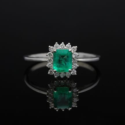 Ring 0,72 ct. Emerald, Diamonds 585 White gold 14 