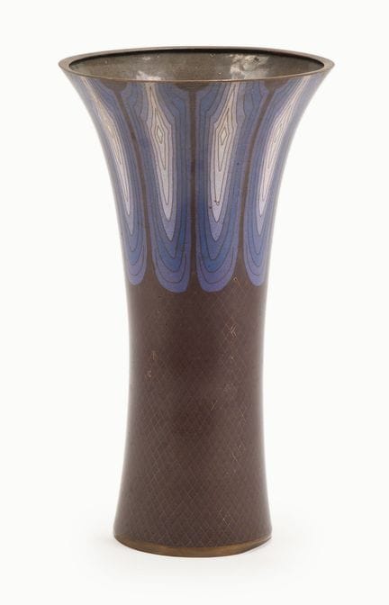 Fabienne JOUVIN (born in 1962)
Flared copper vase 