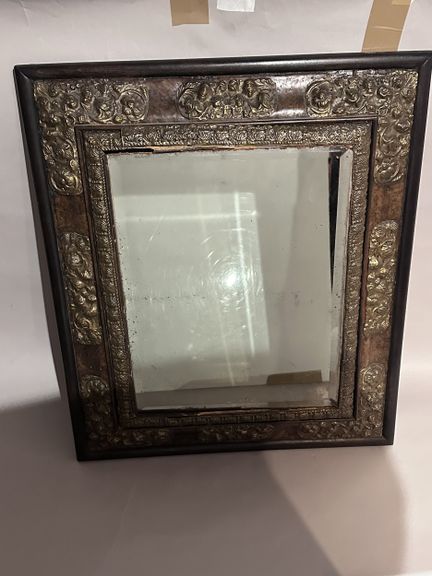 Mirror made of burl veneer and gilded brass with f