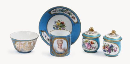MANUFACTURE DE SEVRES in the style of
A set of cup