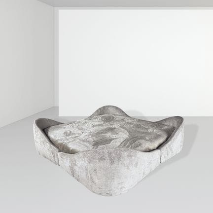 Bernard Govin 出品，Mondial Design 制造，尺寸 65x230x230 厘