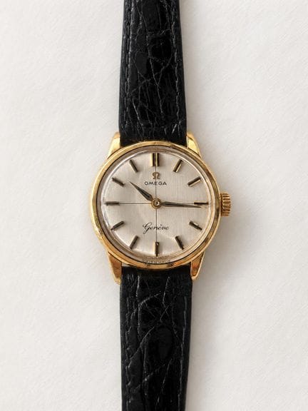 OMEGA
Women's wristwatch, circa 1961
18k gold case