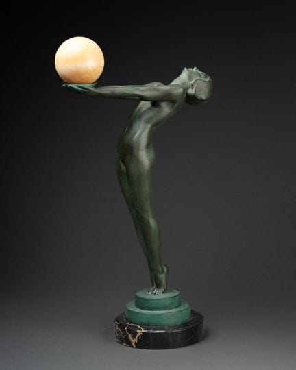 Max LE VERRIER (1891-1973)
Lueur
Sculpture en font
