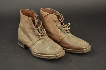 Paire de brodequins français modèle 1917. Vraie pa