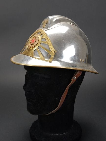 Maroc, casque de sapeur-pompier modele 1933. Casqu